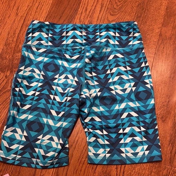 Old Navy Biker Shorts - Picture 3 of 4